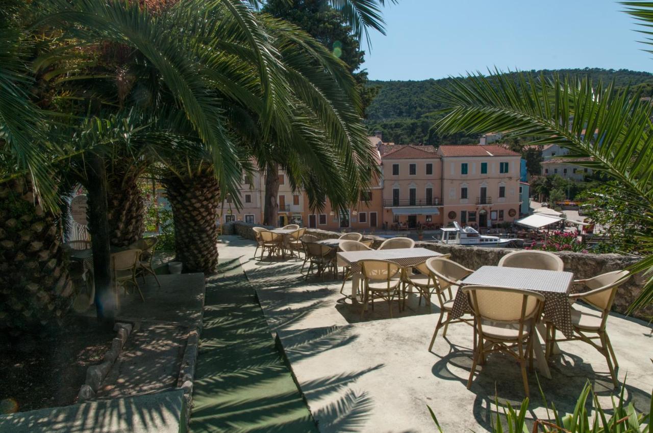 Villa Mozart Veli Losinj Exterior photo